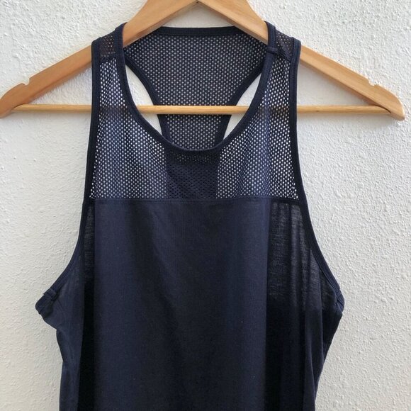 ATHLETA Sleeveless Mesh Tank Top Medium Size - Picture 3 of 9